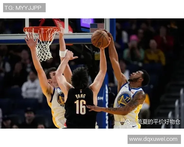 勇士与开拓者精彩对决瞬间回顾，篮球场上的激情与荣耀交织